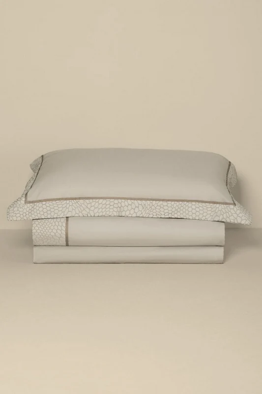 Completo letto Bao matrimoniale in cotone di Neìth