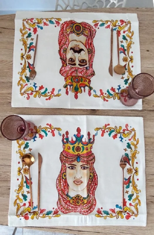 Set di 2 Tovagliette Teste Coppia Oriente in cotone misto lino di Maison Folies