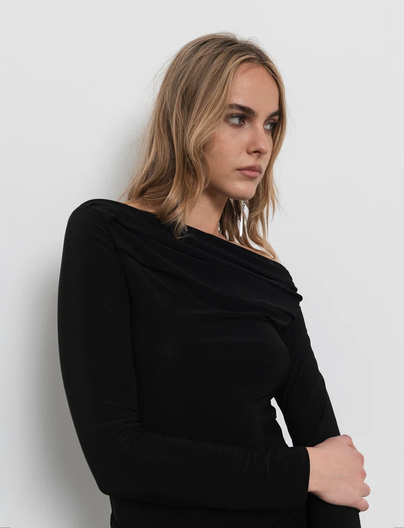 Body con scollo a barca - Nero