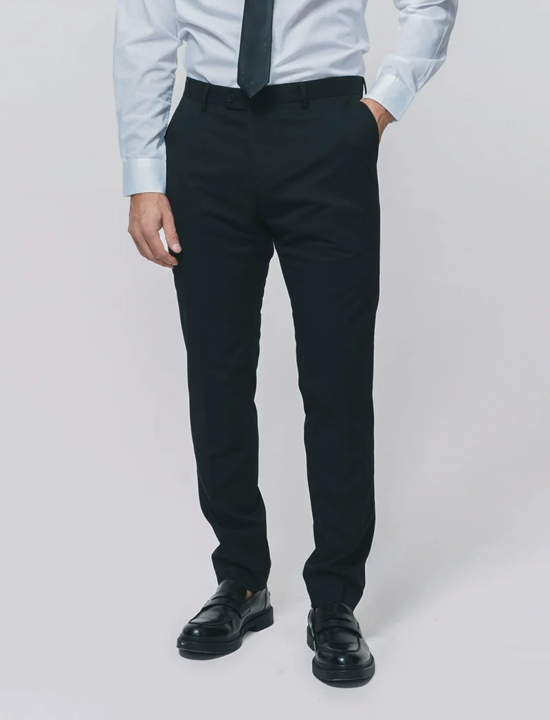 Pantaloni Formal Fit con Tasche Dettagliate - Nero