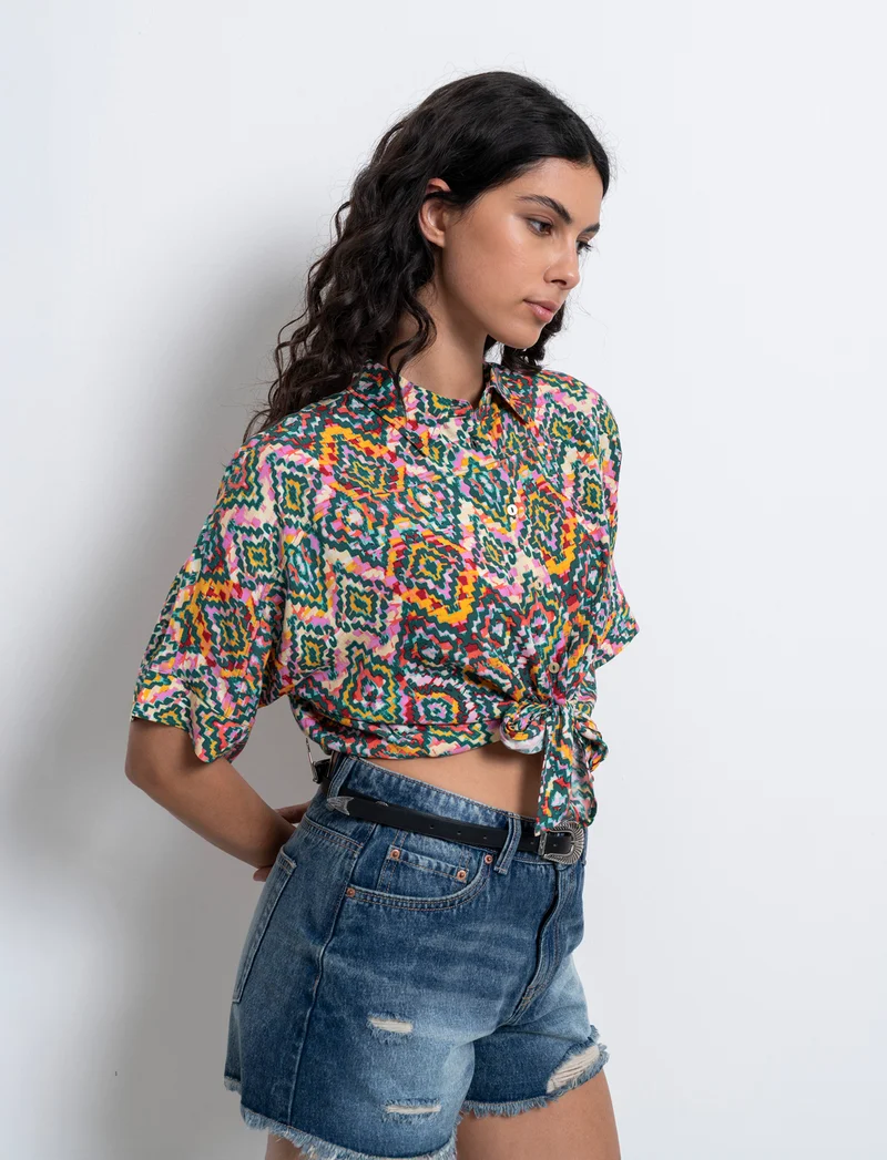 Camicia con nodo da donna - var 2