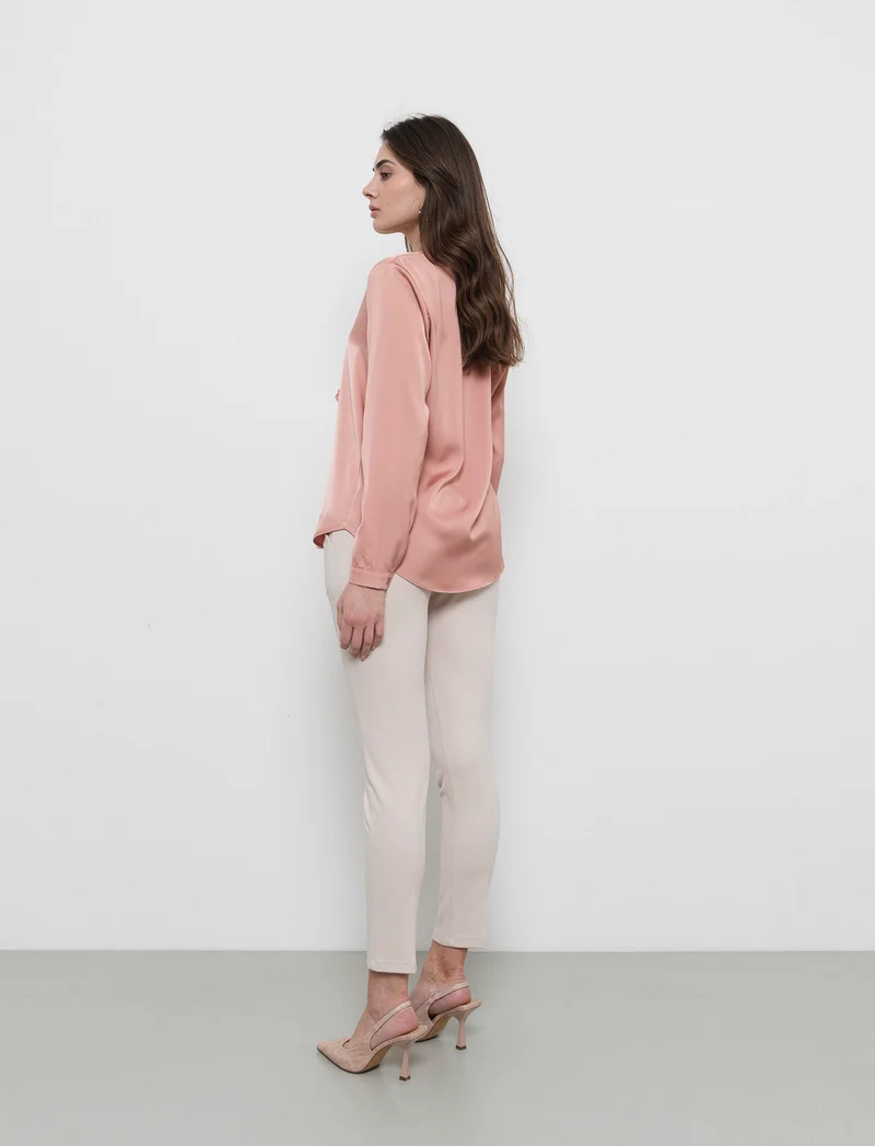 Pantalone sigaretta con pence sul davanti - Bianco burro